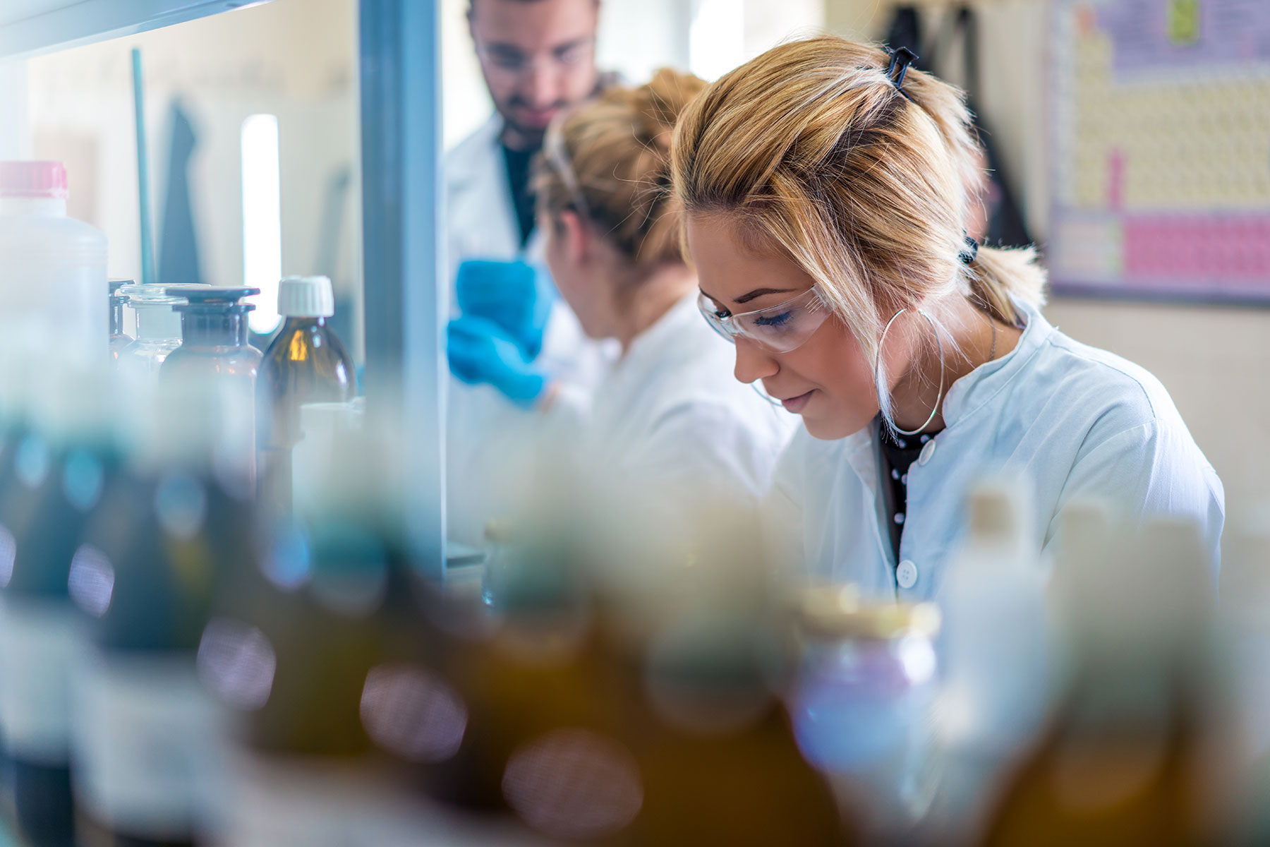 Technician working in a medical laboratory